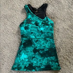 Lululemon athletic top